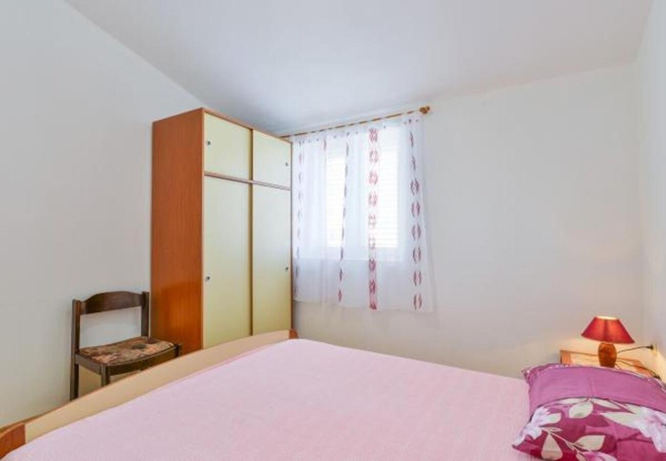 Apartment Kosta Kustici Luaran gambar