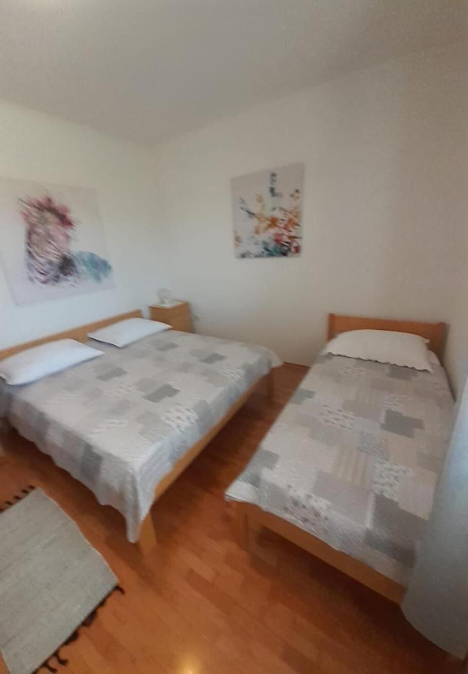 Apartment Kosta Kustici Luaran gambar