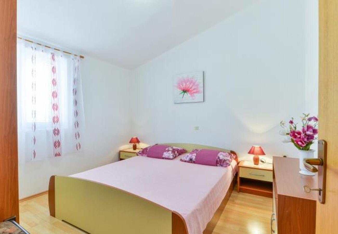 Apartment Kosta Kustici Luaran gambar