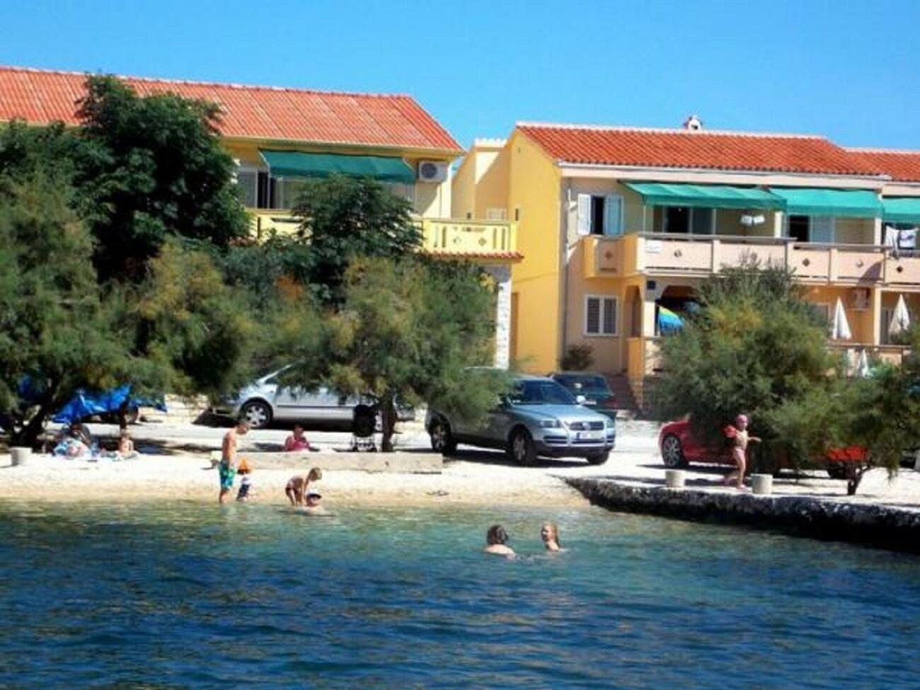 Apartment Kosta Kustici Luaran gambar